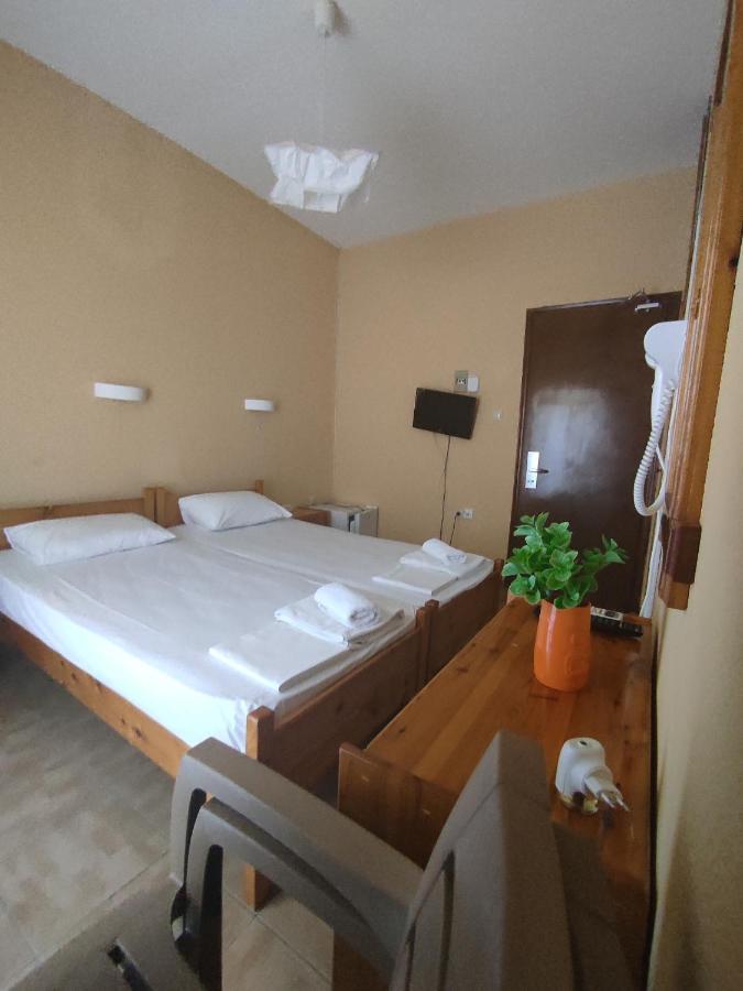 Vosporos Hotel Комотіні Екстер'єр фото