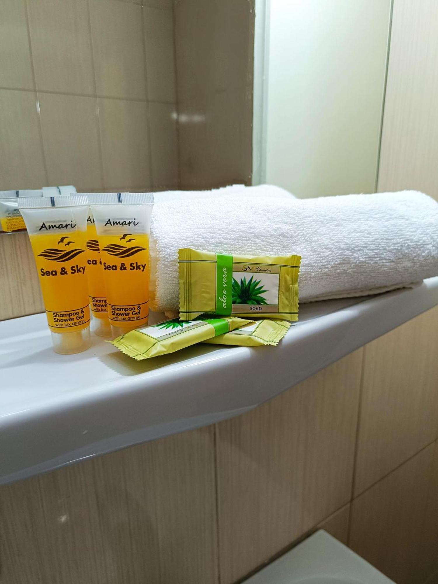 Vosporos Hotel Комотіні Екстер'єр фото